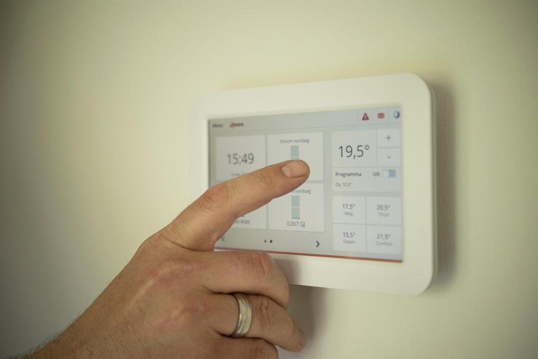 Régulateur de chaleur pour améliorer la gestion de température dans un chauffage au fioul